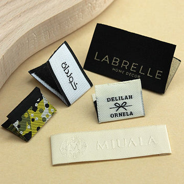 Center Fold Woven Labels